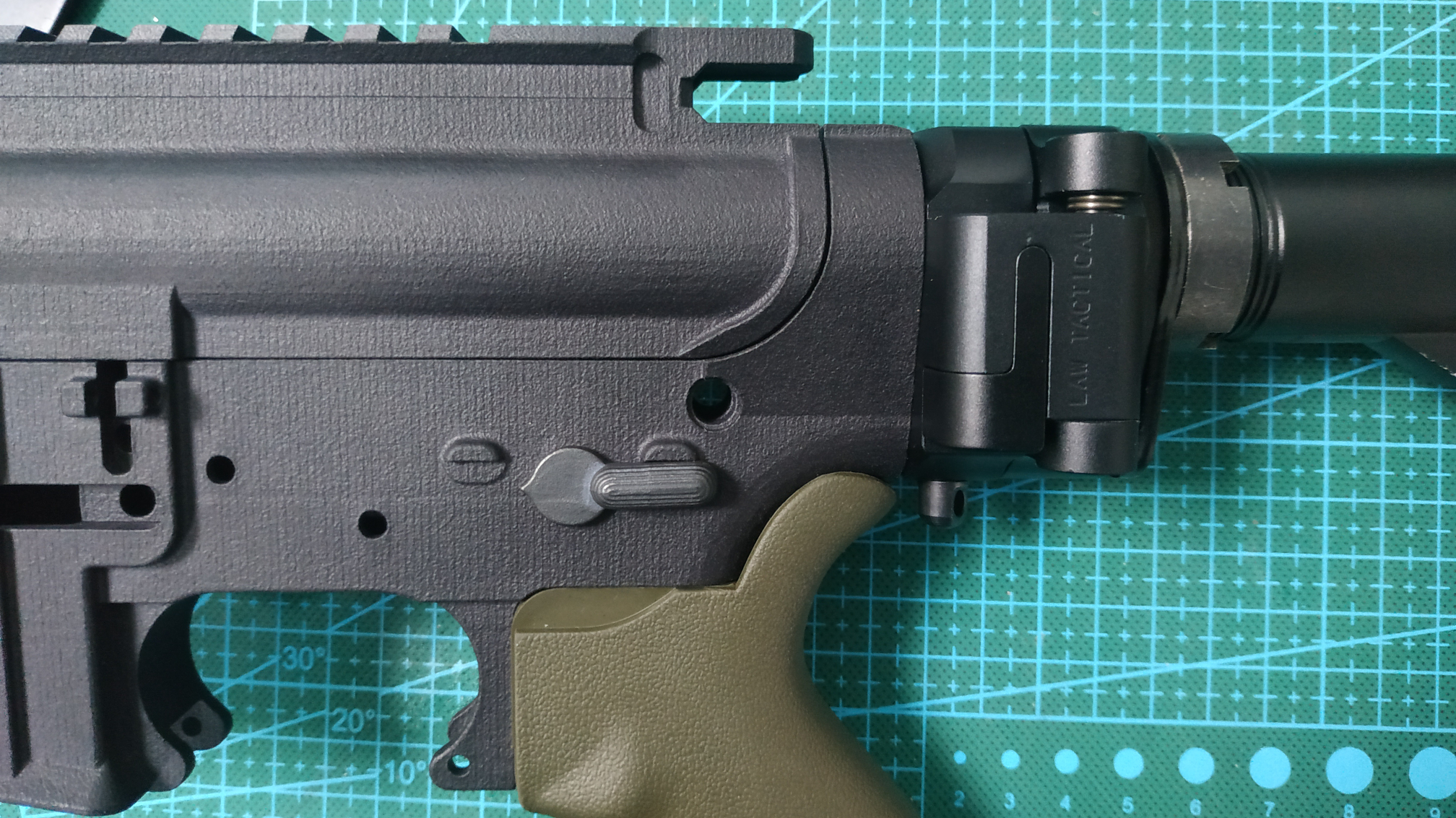 3D打印尼龙M4模型改折叠托——不可发射模型